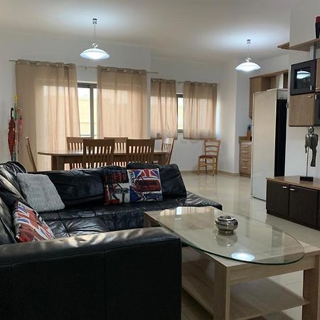 Protea Court Apartments, St Julians Saint Julian's Εξωτερικό φωτογραφία