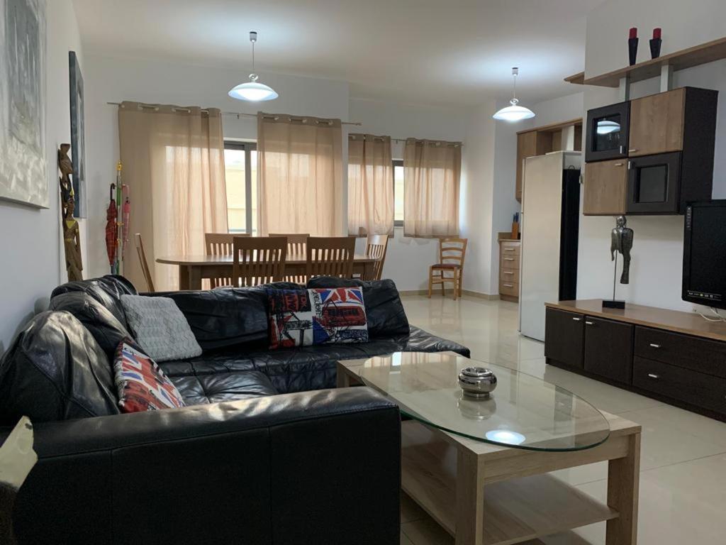 Protea Court Apartments, St Julians Saint Julian's Εξωτερικό φωτογραφία